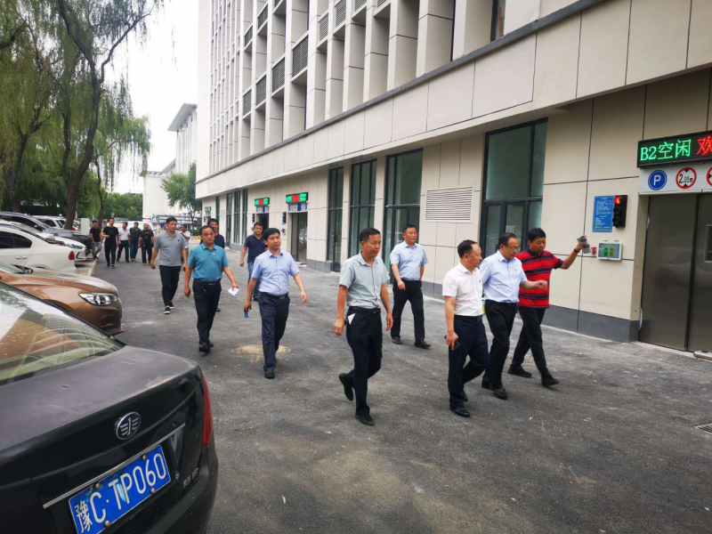 洛陽(yáng)市委常委、市政府黨組成員魏建平 督導調研我市城市停車(chē)場(chǎng)重點(diǎn)項目建設工作