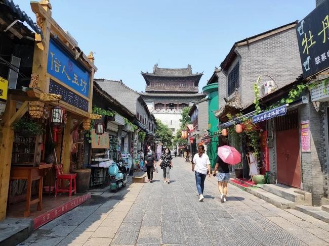 洛陽(yáng)這個(gè)網(wǎng)紅景區的停車(chē)場(chǎng)加入平臺！位置、泊位數、停車(chē)券點(diǎn)擊查看！